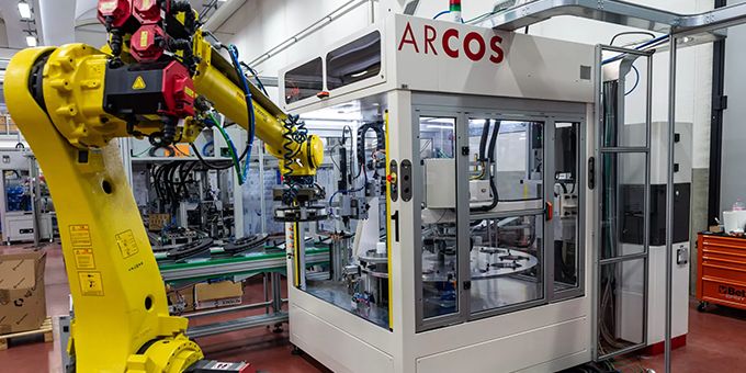 Increased interest, and also in dystopian perspectives, is the collective imagination built around the presence of robots in daily production. To clarify, in this article, Arcos provides a useful overview to understand the impact of robotics in the automated finishing sector.